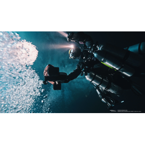 Sublue Navbow Scooter Submarino Potente y Compacto