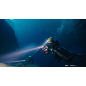 Sublue Navbow Scooter Submarino Potente y Compacto